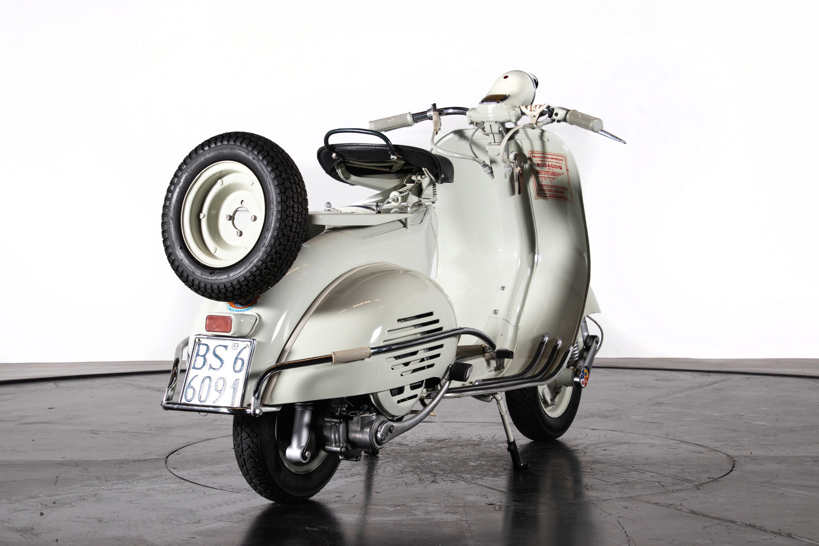 1956 Piaggio Vespa Struzzo 150 6