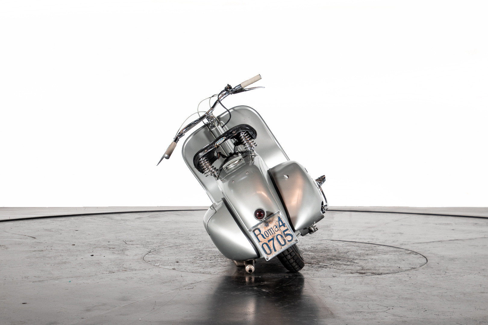 1947 Piaggio Vespa 98 3