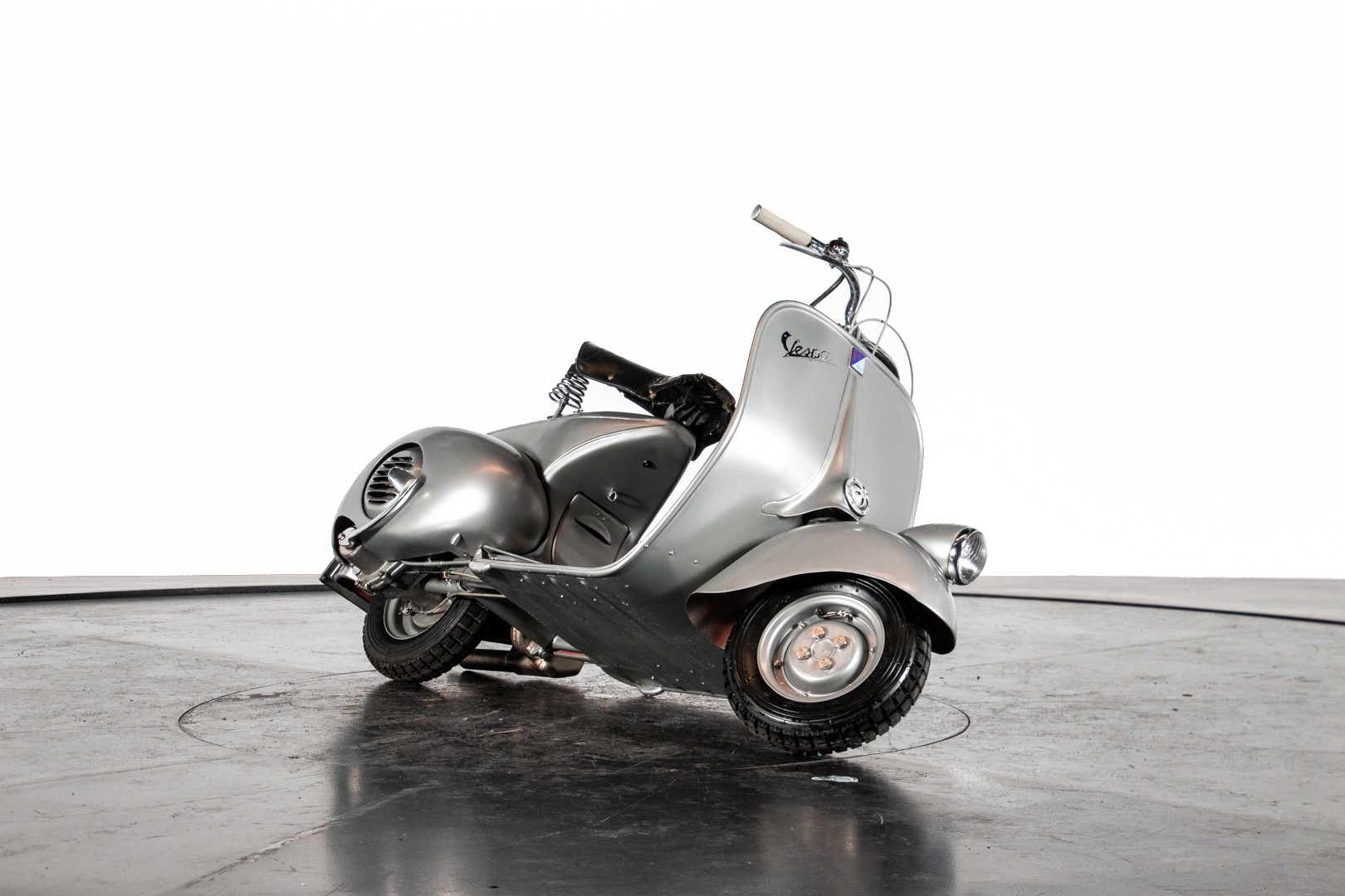 1947 Piaggio Vespa 98 6