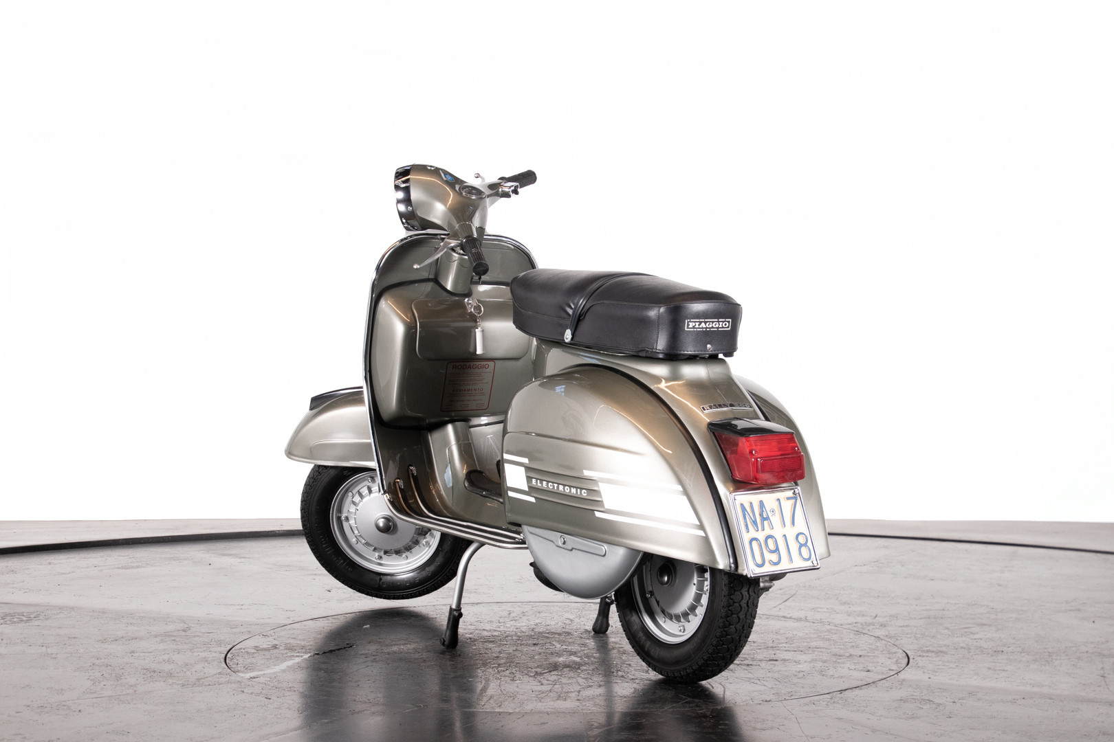 1972 piaggio vespa rally 200 6