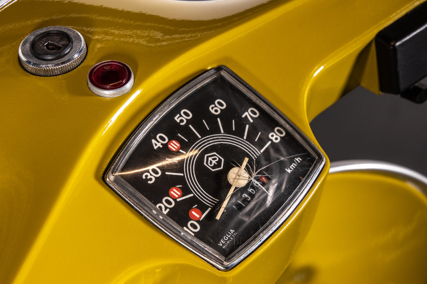 1972 Piaggio Vespa 50 Elestart 17