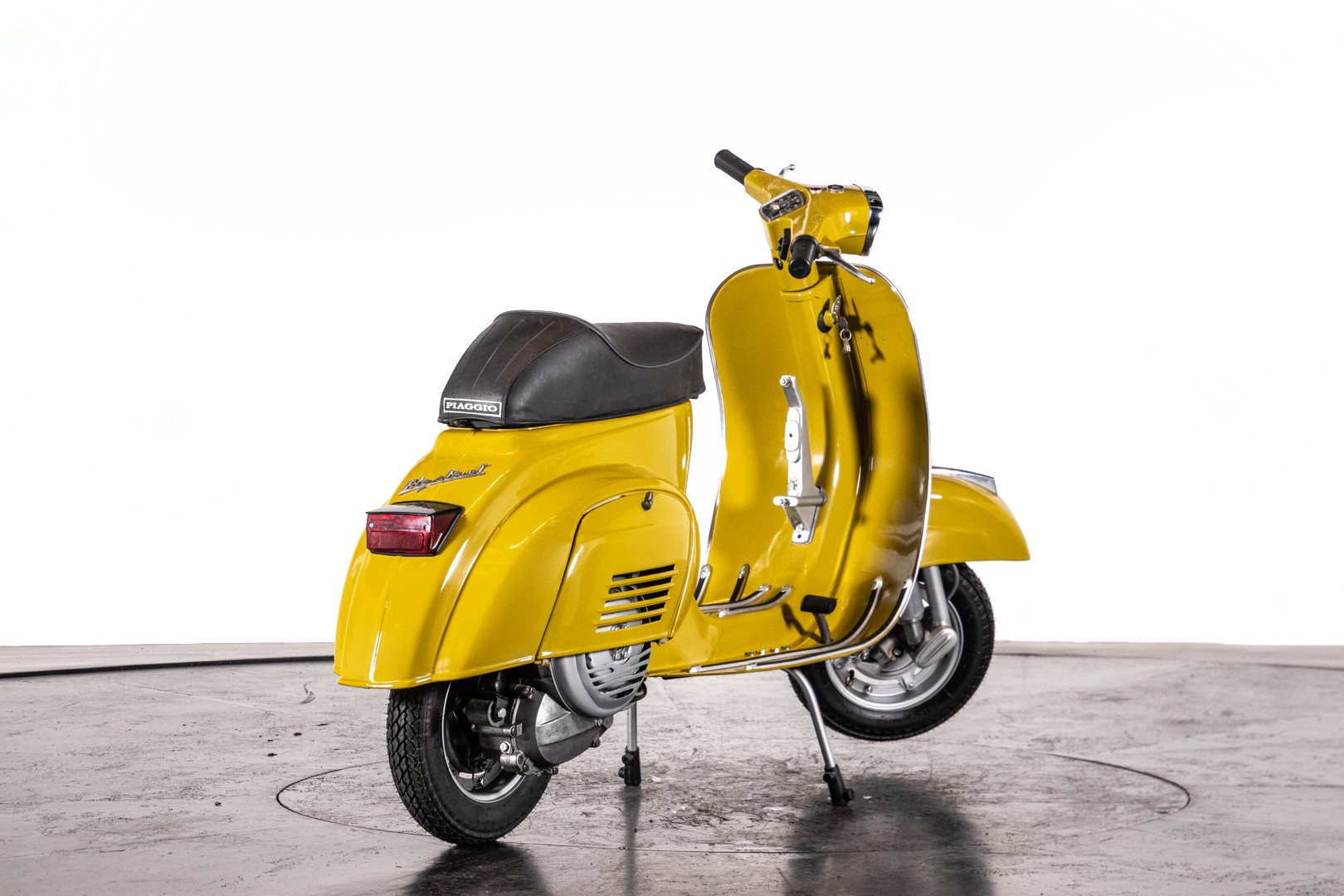 1972 Piaggio Vespa 50 Elestart 5