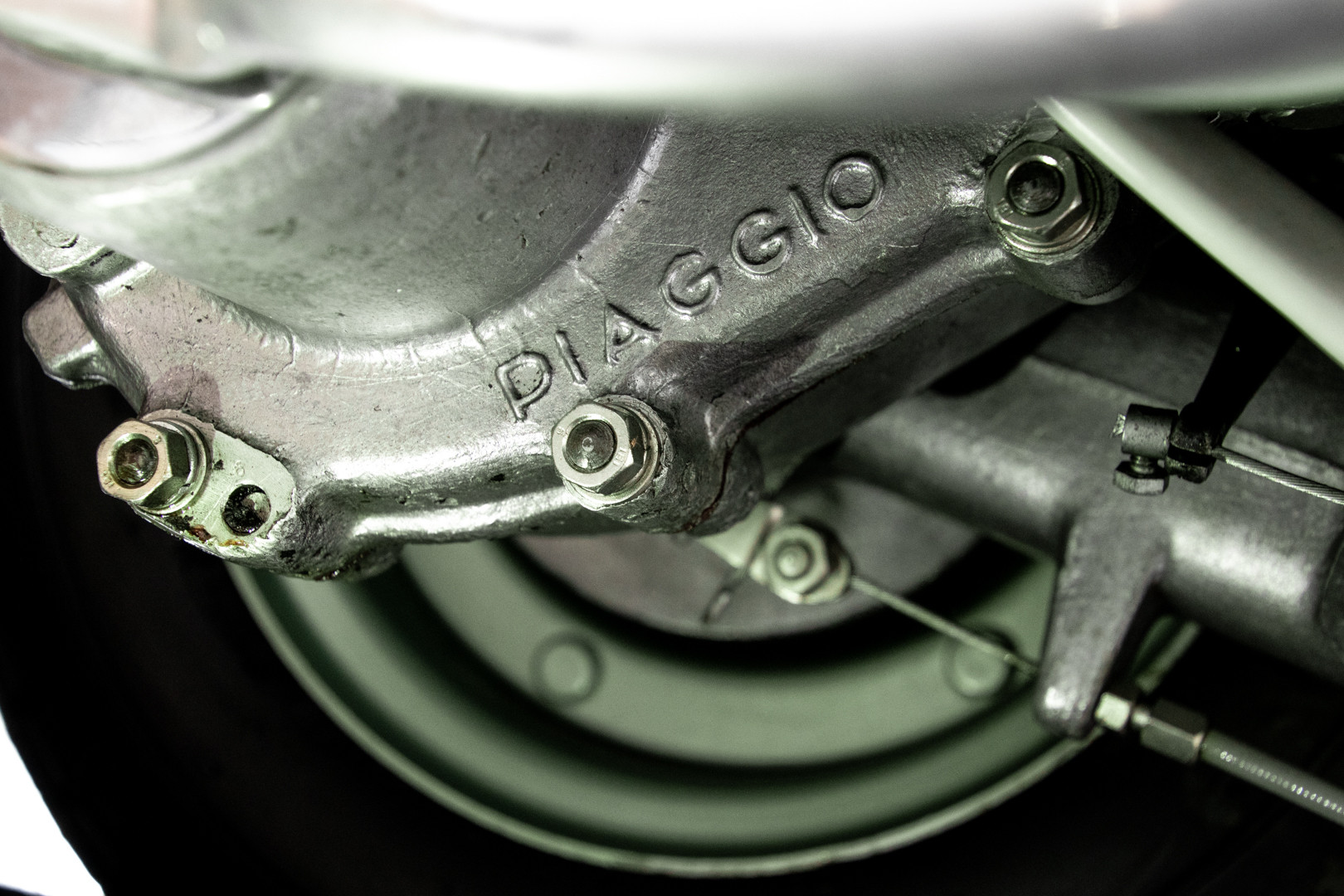 1952 Piaggio Vespa 125 V33 24