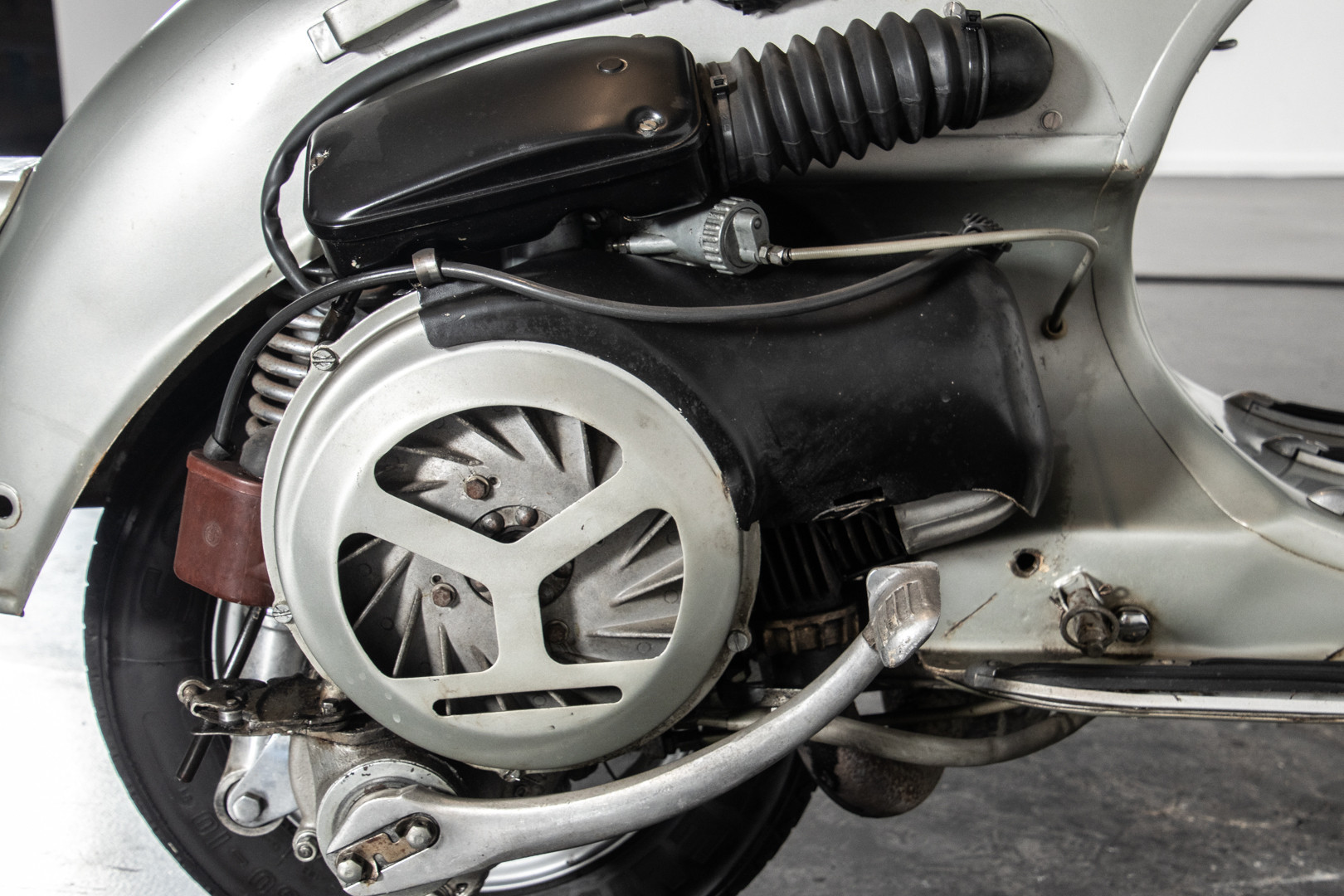 1957 Piaggio Vespa 150 GS VS21T 20