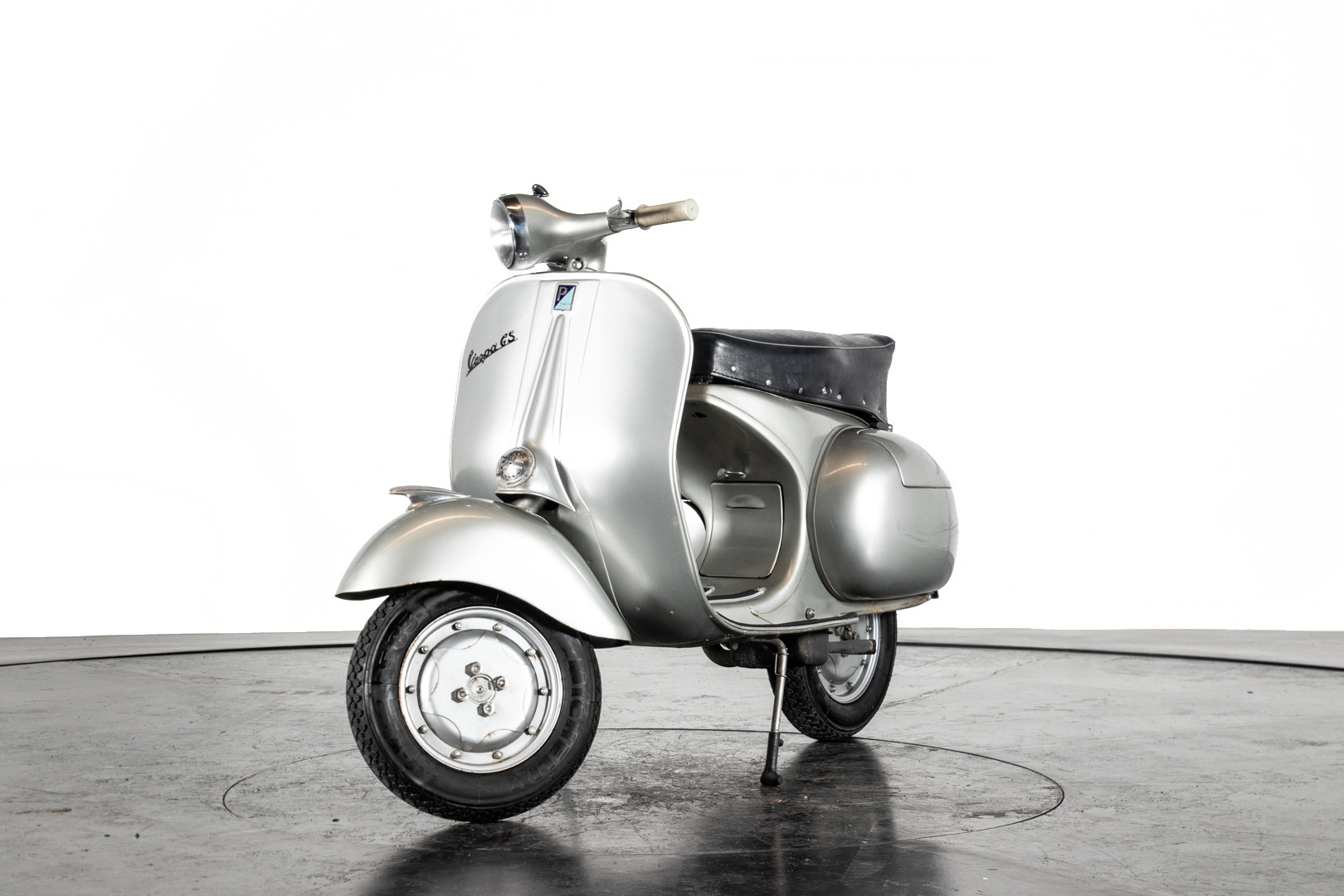 1957 Piaggio Vespa 150 GS VS21T 0