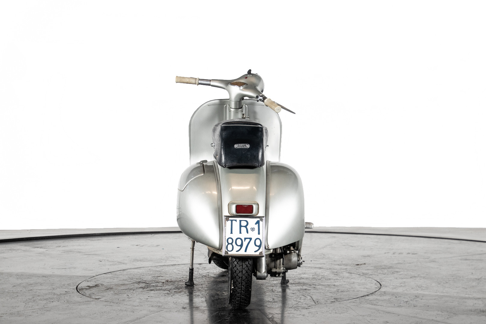 1957 Piaggio Vespa 150 GS VS21T 4