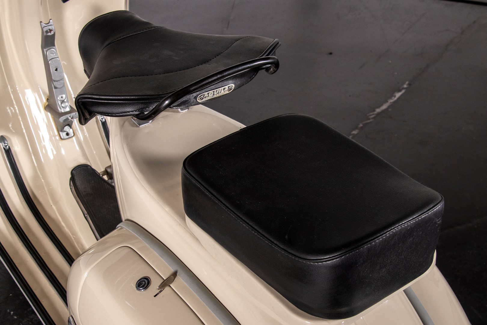 1963 Piaggio Vespa GL 150 VLA1T 9