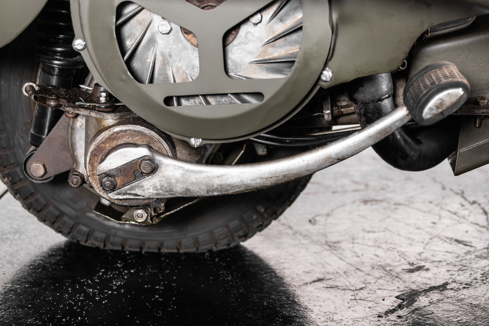 1956 Piaggio Vespa 125 TAP Militare 33