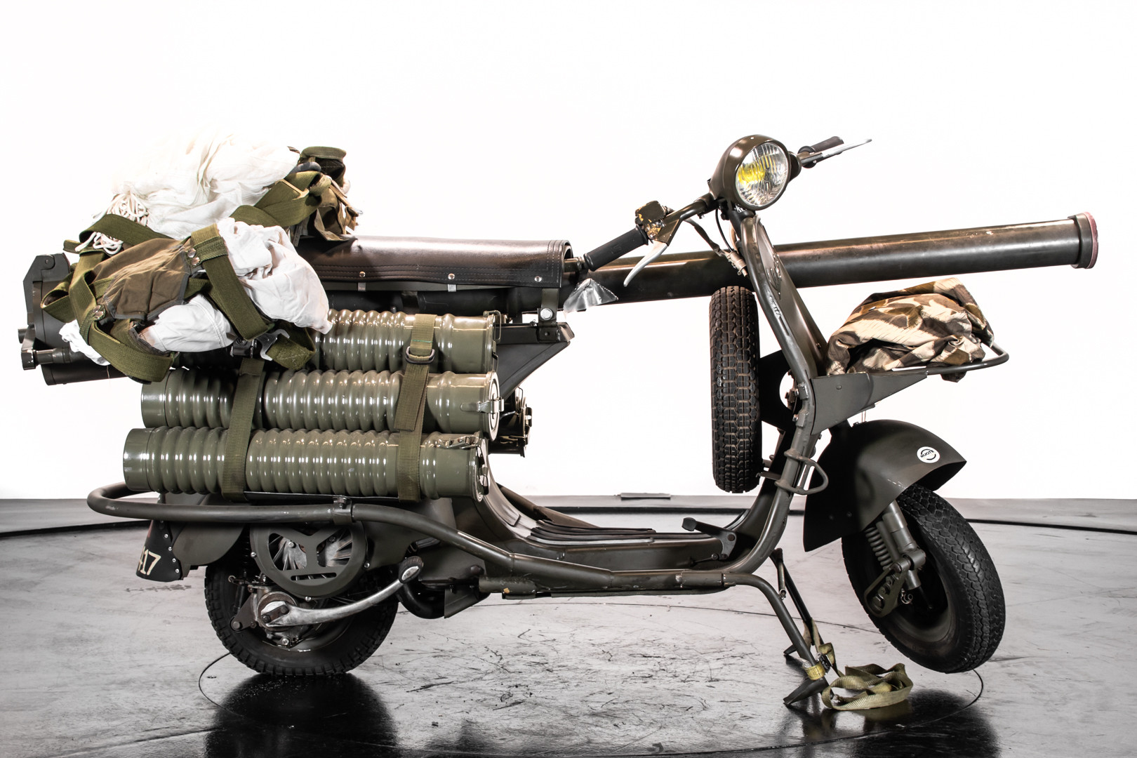 1956 Piaggio Vespa 125 TAP Militare 1