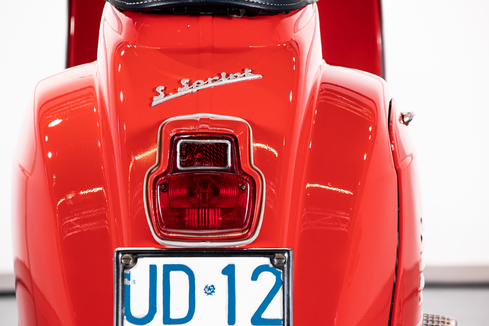 1966 Piaggio Vespa 90 SS Super Sprint 6