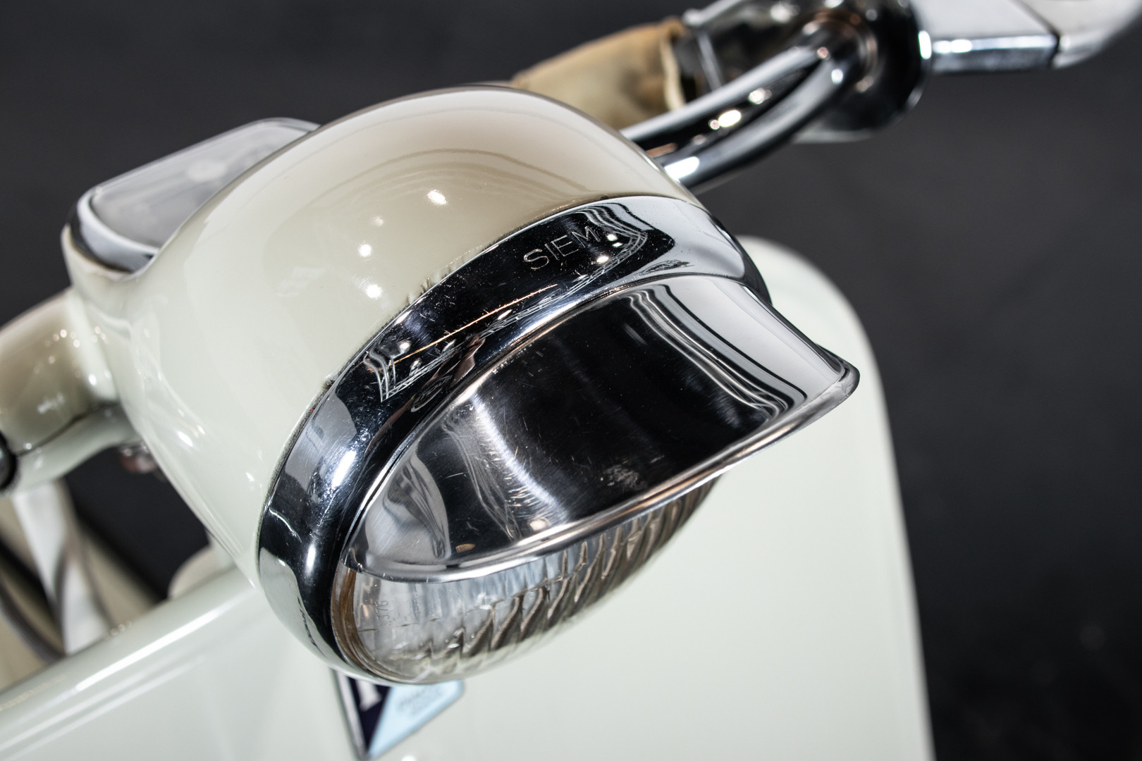 1955 Piaggio Vespa 150 Struzzo VL1T 17