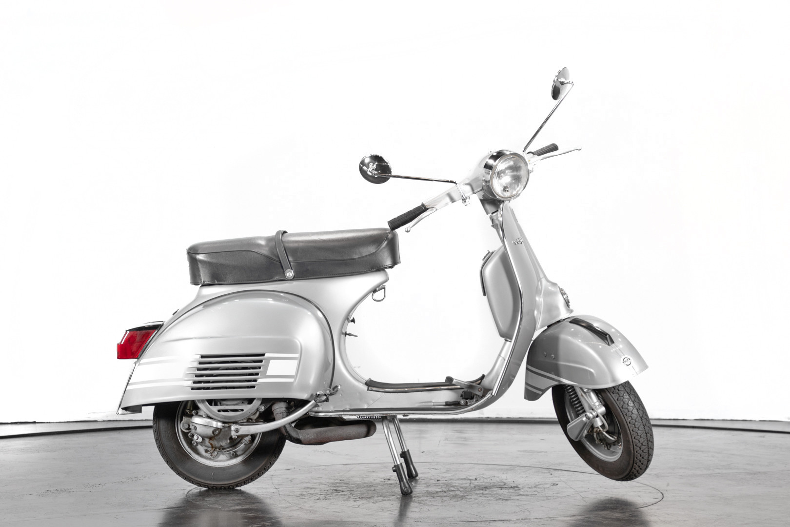 1977 Piaggio Vespa Rally 200 4