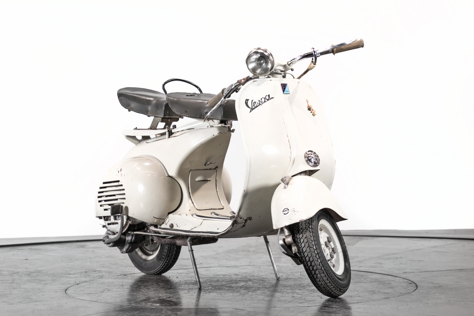 1956 Piaggio Vespa Struzzo vl3 2