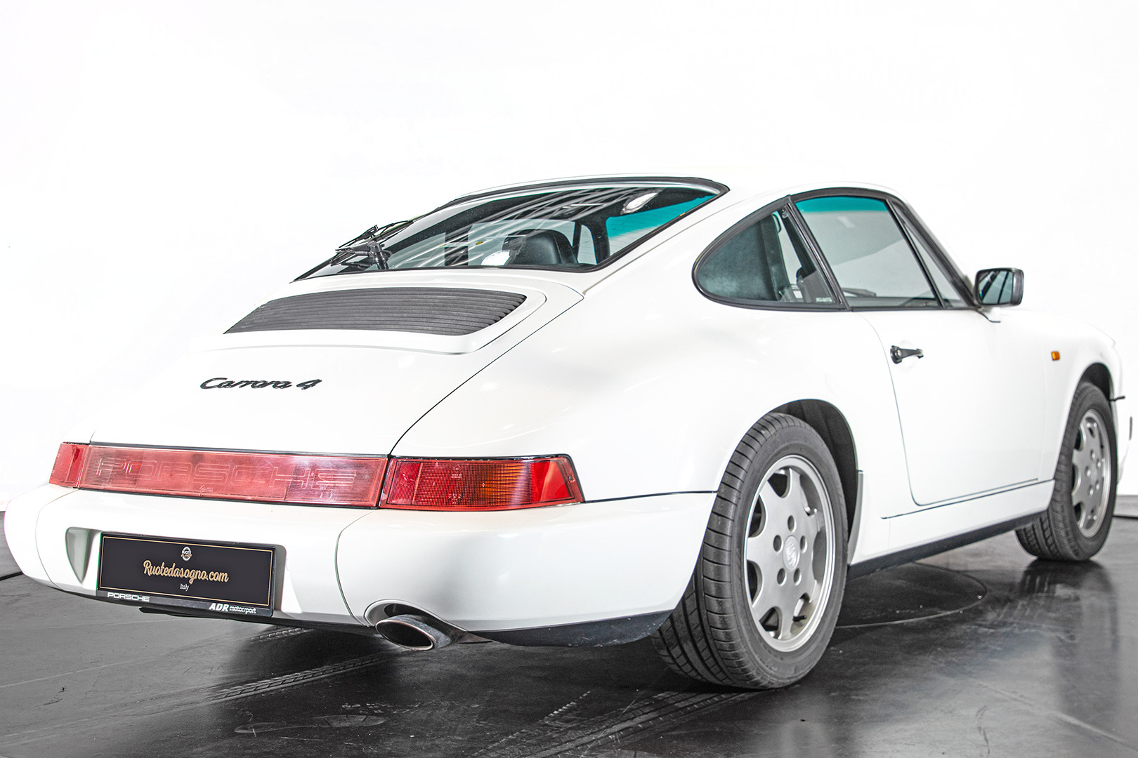 1990 Porsche 964 Carrera 4 4