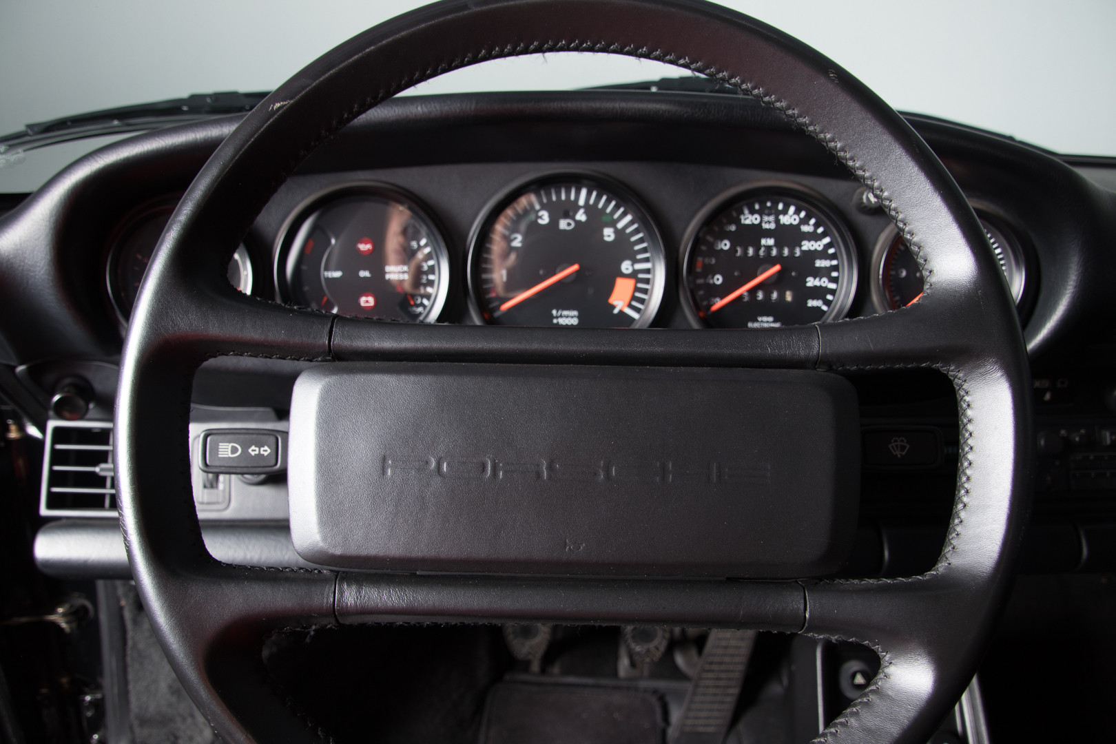 1989 Porsche Speedster 911 26