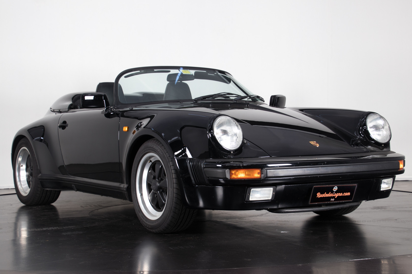 1989 Porsche Speedster 911 10