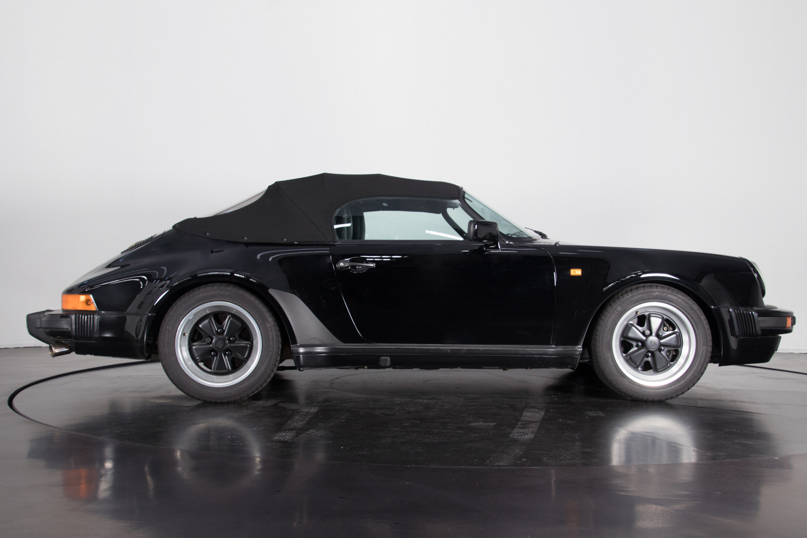 1989 Porsche Speedster 911 19
