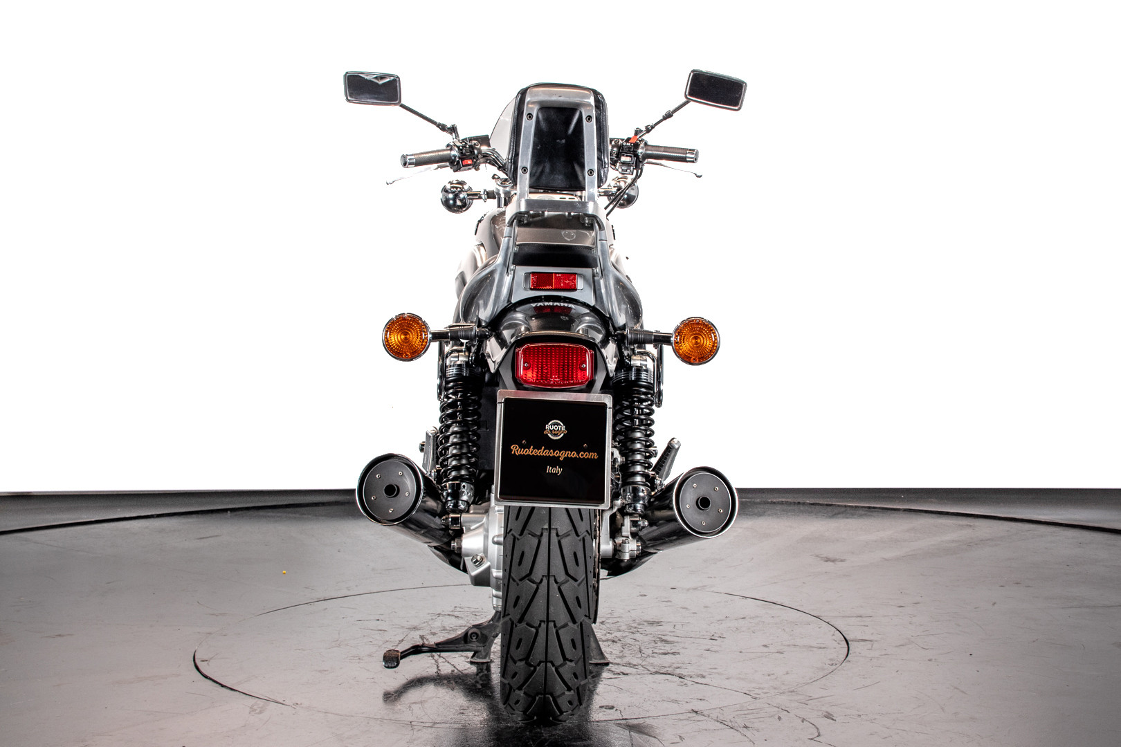 2001 Yamaha V MAX 7