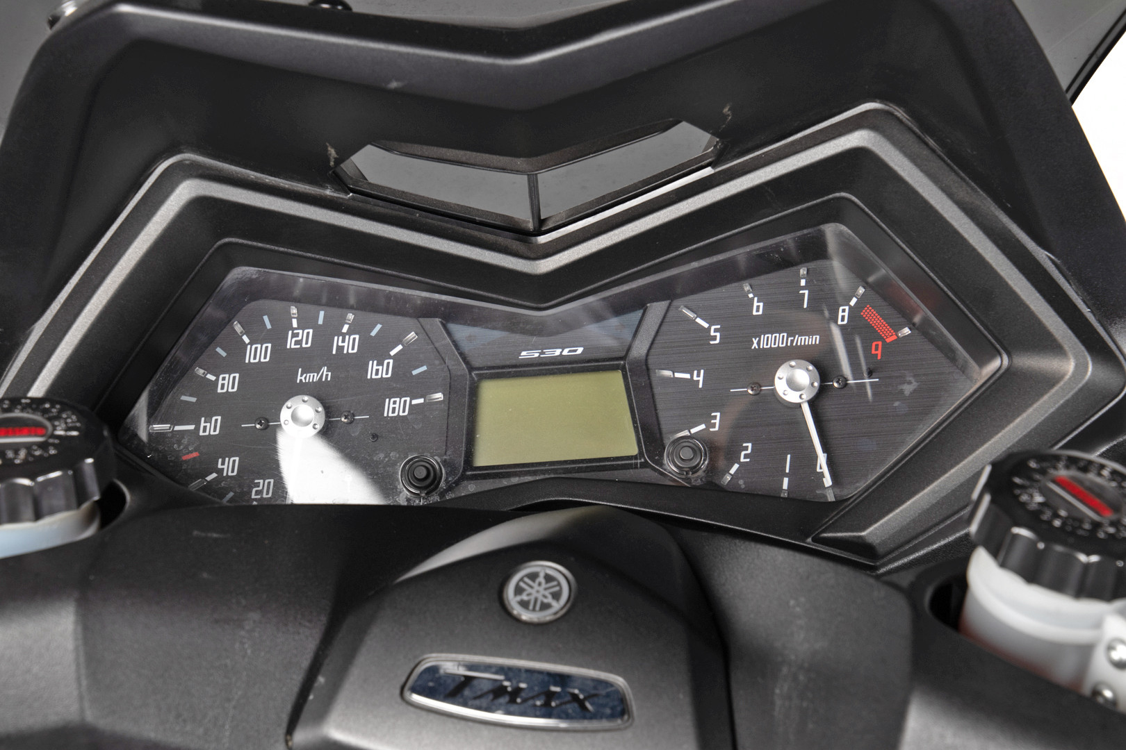 2013 Yamaha T-Max 530 11
