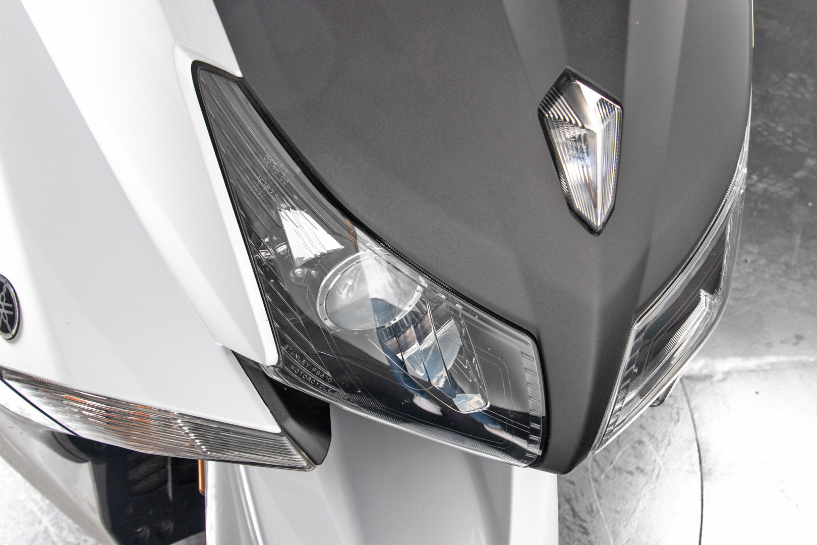 2013 Yamaha T-Max 530 39