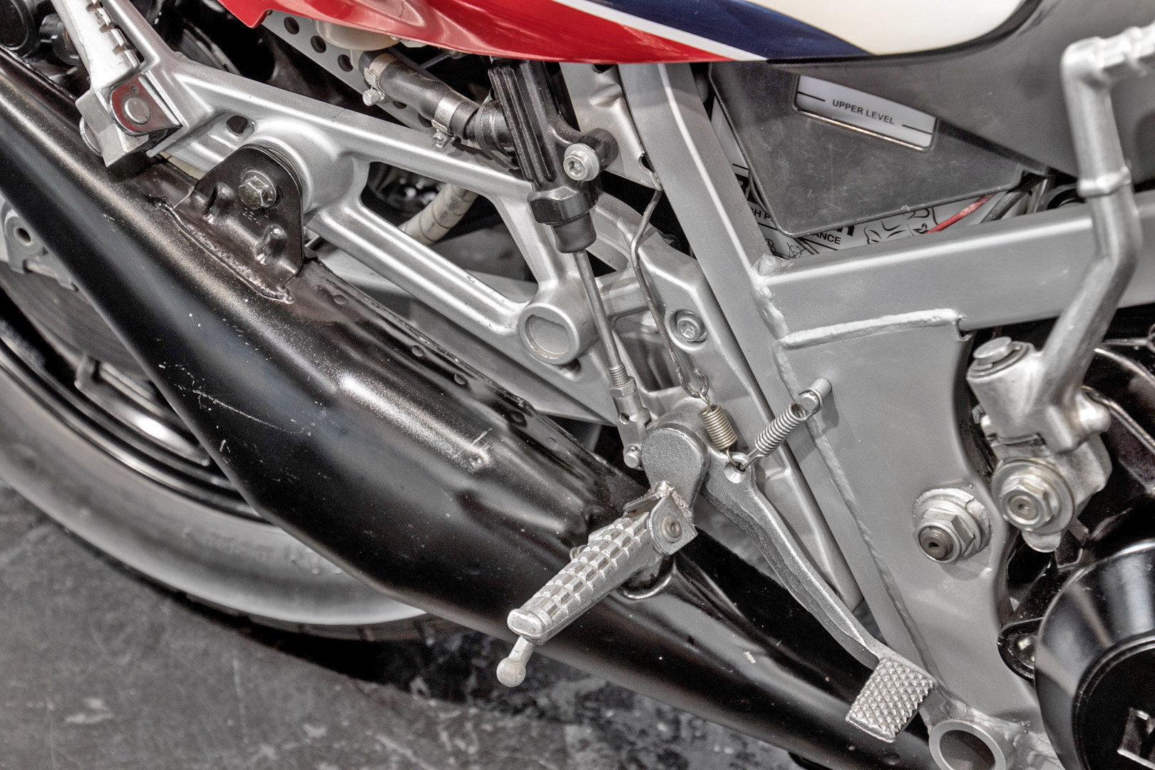 1985 YAMAHA RD 500 28