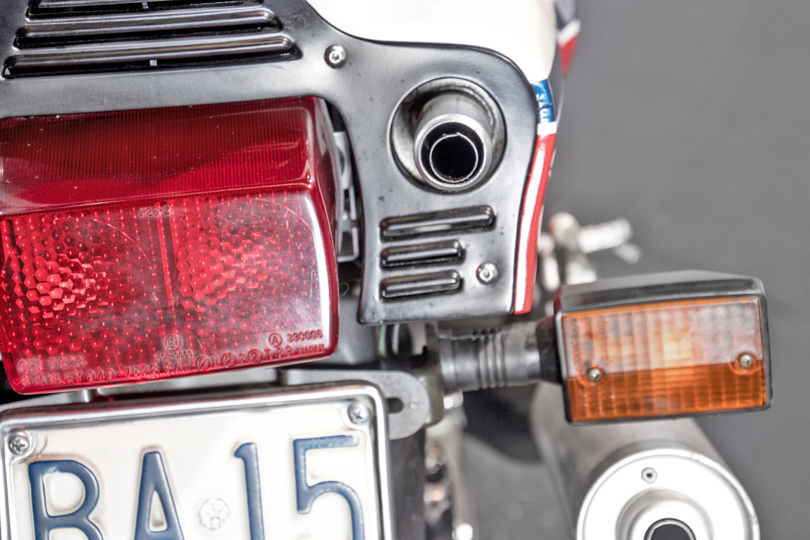 1985 YAMAHA RD 500 29