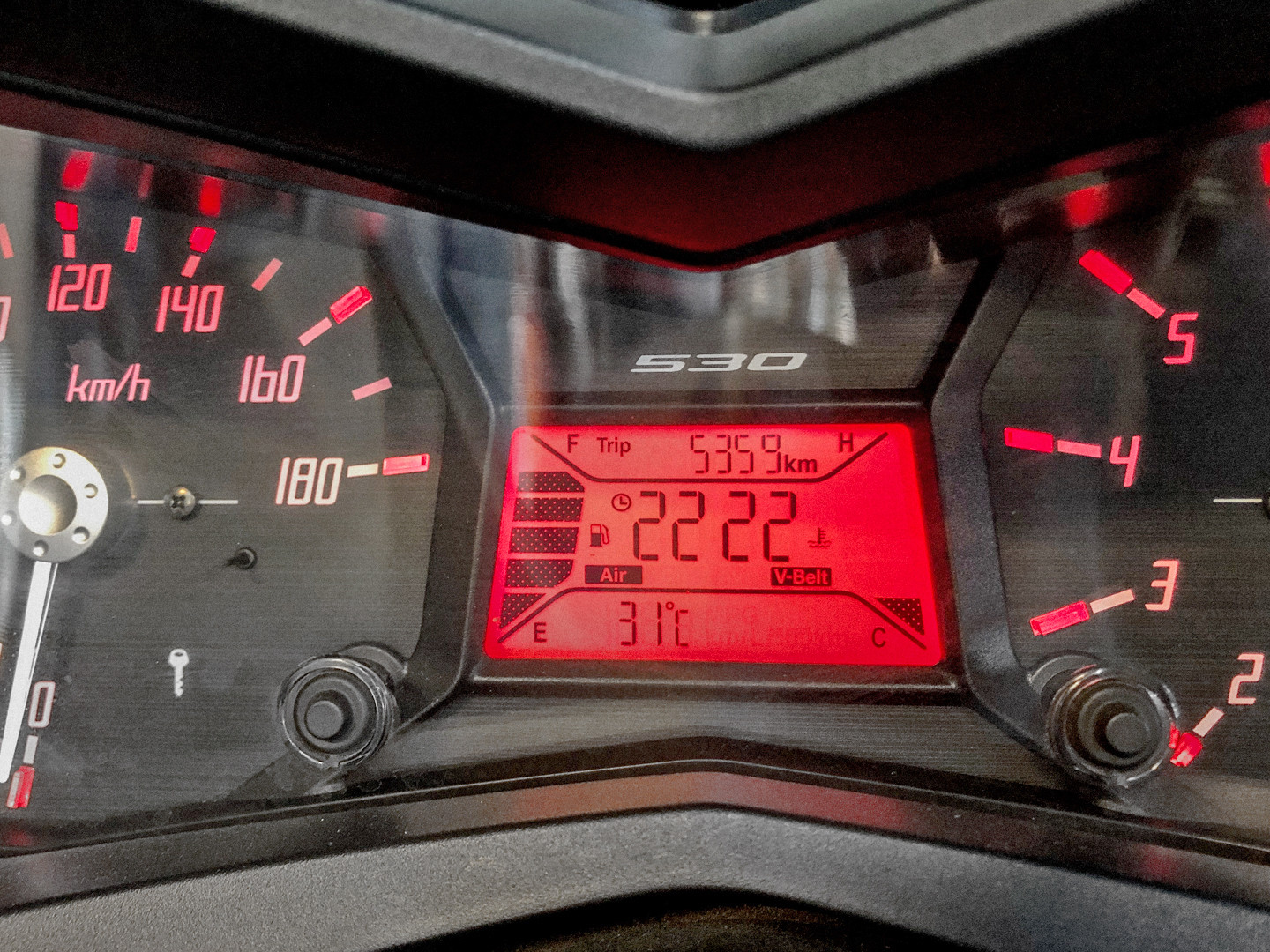 2013 Yamaha T-Max 530 43
