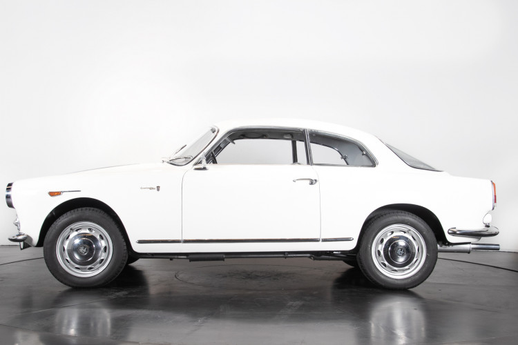 1960 Alfa Romeo Giulietta Sprint 1