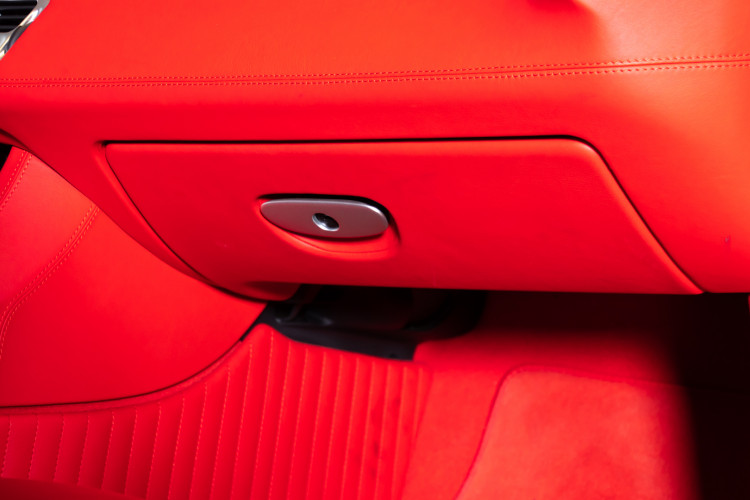 2003 BMW Z8 19