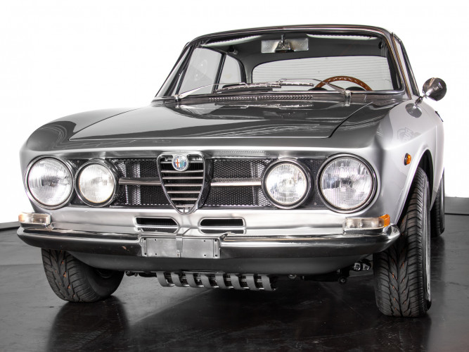 1968 Alfa Romeo GT Veloce 1750 - 1° Serie 11