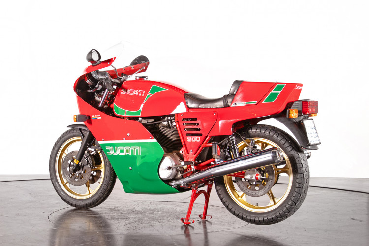 1983 Ducati 900 MIKE HAILWOOD REPLICA 7