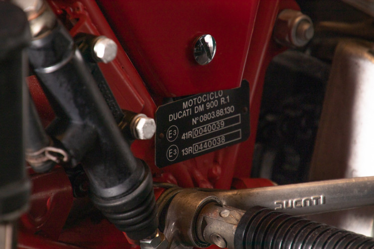 1983 Ducati 900 MHR 10