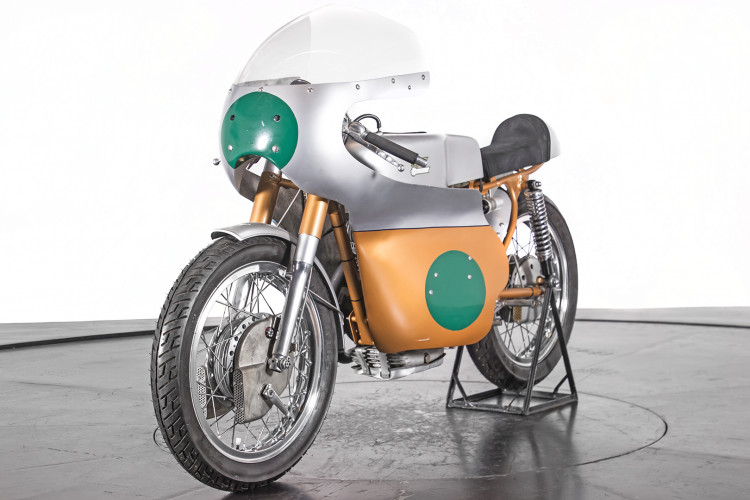 1966 DUCATI 250 CORSA 1