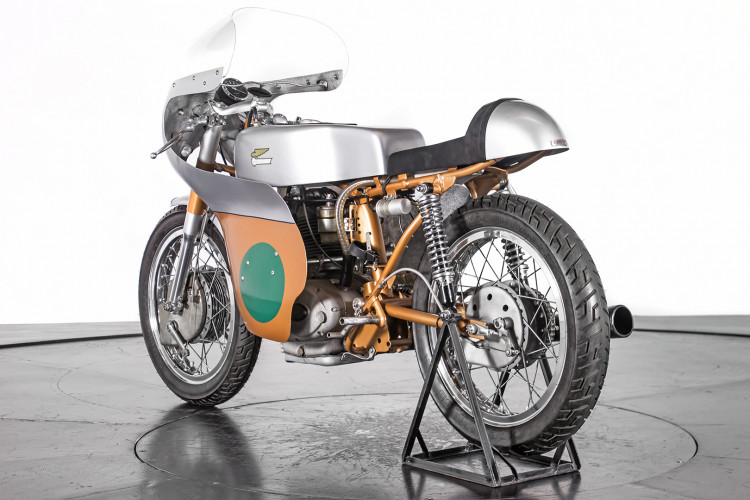 1966 DUCATI 250 CORSA 4