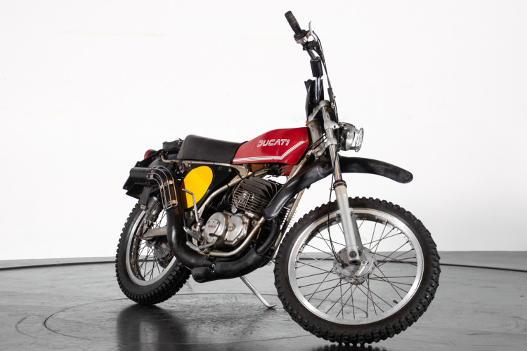 1976 DUCATI 125 6