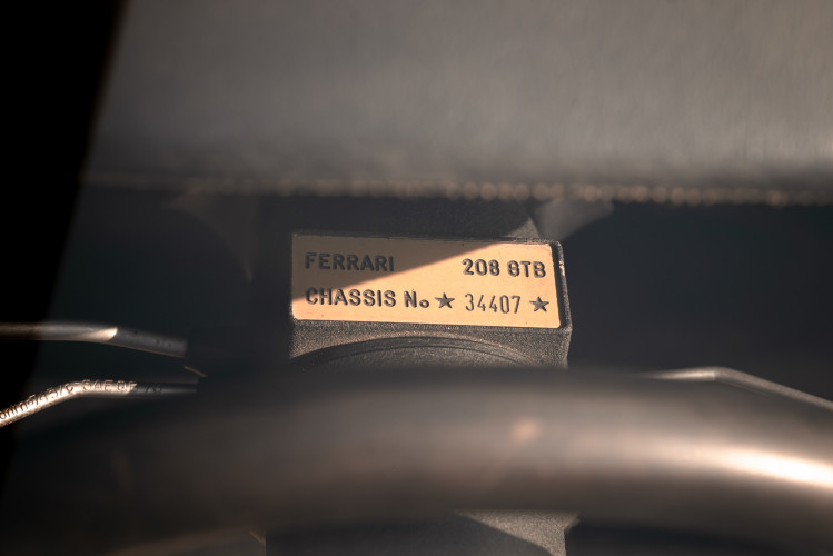 1980 Ferrari 208 GTB Carburatori 48
