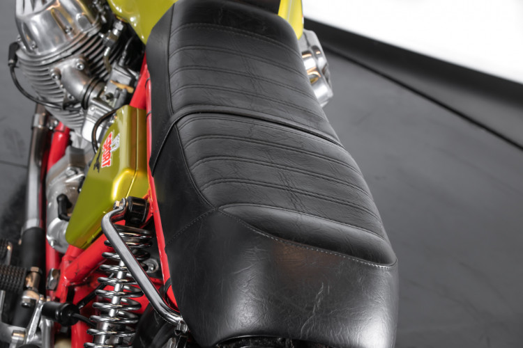 1972 Moto Guzzi V7 Sport Telaio Rosso 13