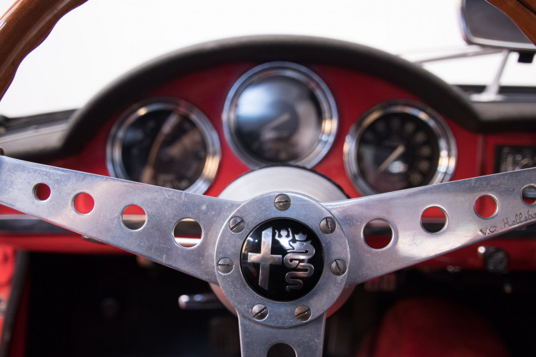 1964 Alfa Romeo Giulia 1600 Spider 19