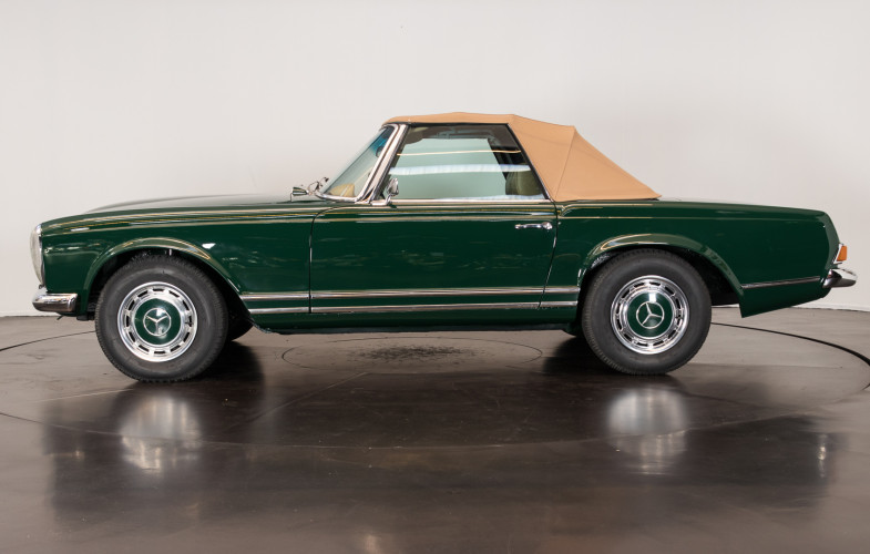1970 Mercedes-Benz 280 SL 12