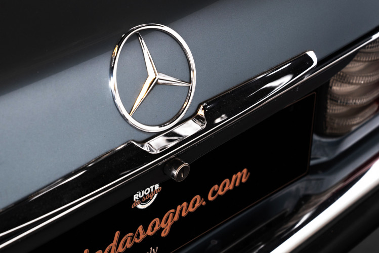 1973 Mercedes-Benz 350 SL Cabrio 14