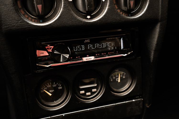 1985 Mercedes-Benz 190E 2.3-16 19