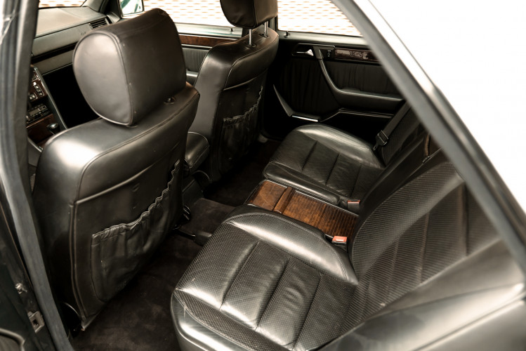 1992 Mercedes-Benz 500 E 8