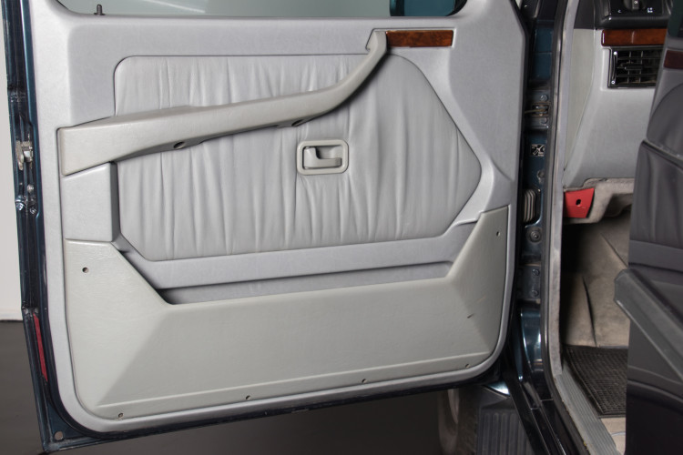 1997 Mercedes-Benz G 300 11