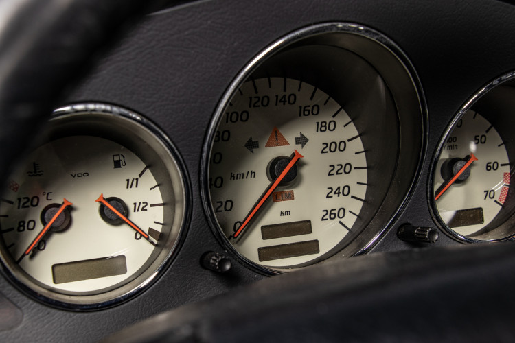 2000 Mercedes-Benz SLK 30