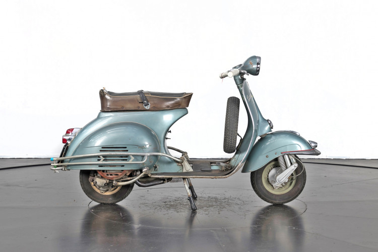 1961 Piaggio Vespa 150 vbb 2