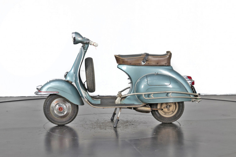 1961 Piaggio Vespa 150 vbb 0
