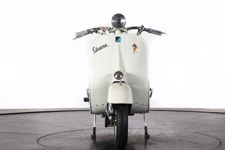 1956 Piaggio Vespa Struzzo 150 1