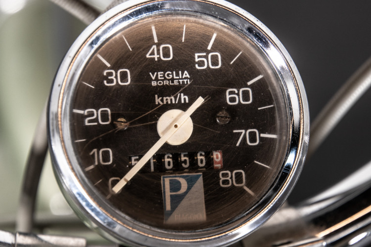1950 Piaggio Vespa 125 V15 13