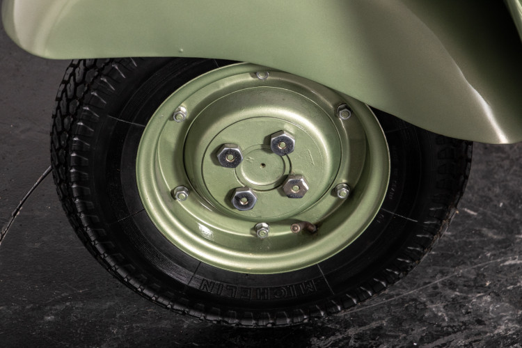 1950 Piaggio Vespa 125 V15 15