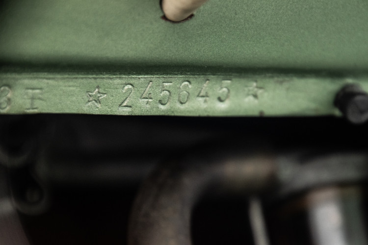 1952 Piaggio Vespa 125 V33 21